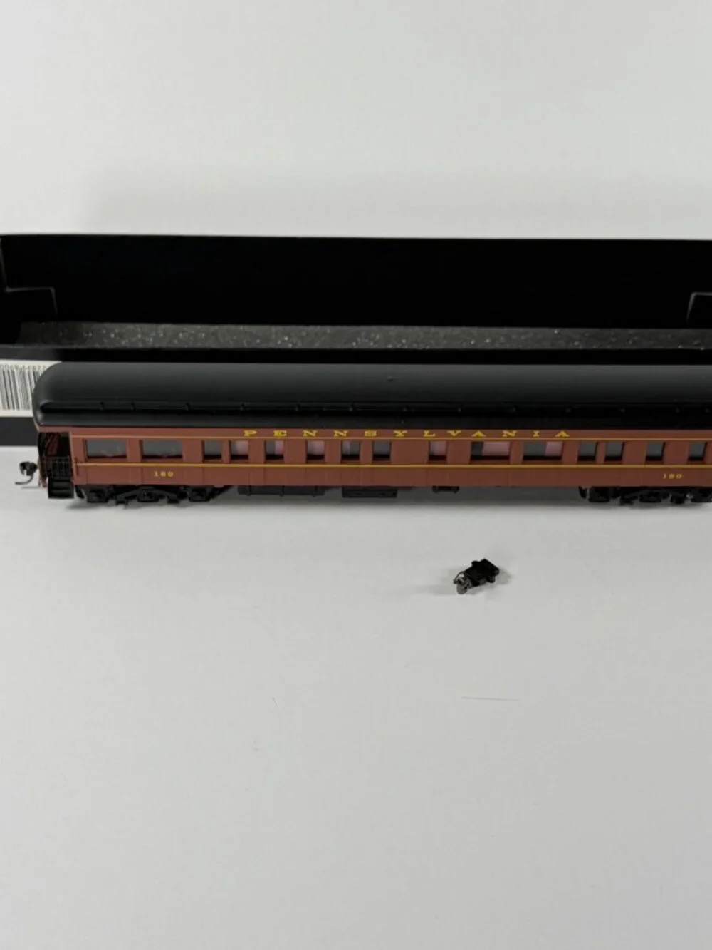 Spectrum Bachmann 2 HO Pennsylvania Cars 9939 & 180 Observation Combine